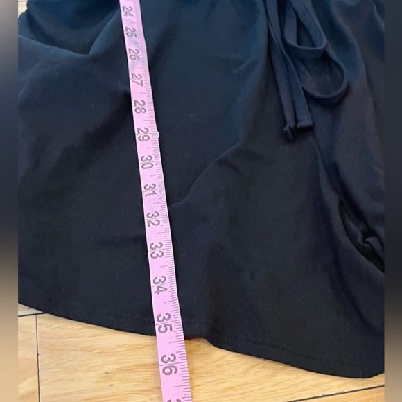 Black Sleeveless WOMENS XL BLACK One Piece SHORTS, EXCELLENT CONDITION & NICE - Picture 7 of 11